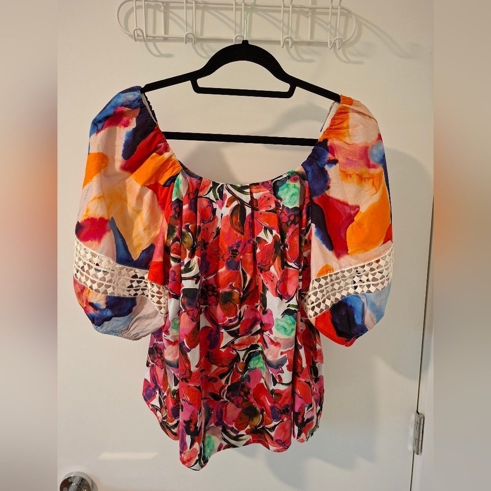 French Connection Women's Colorful Floral Puff-sleeve Floral Blouse (Size L)
